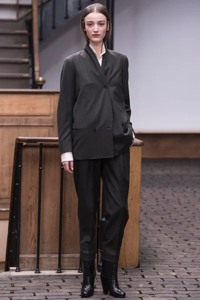 Look 7